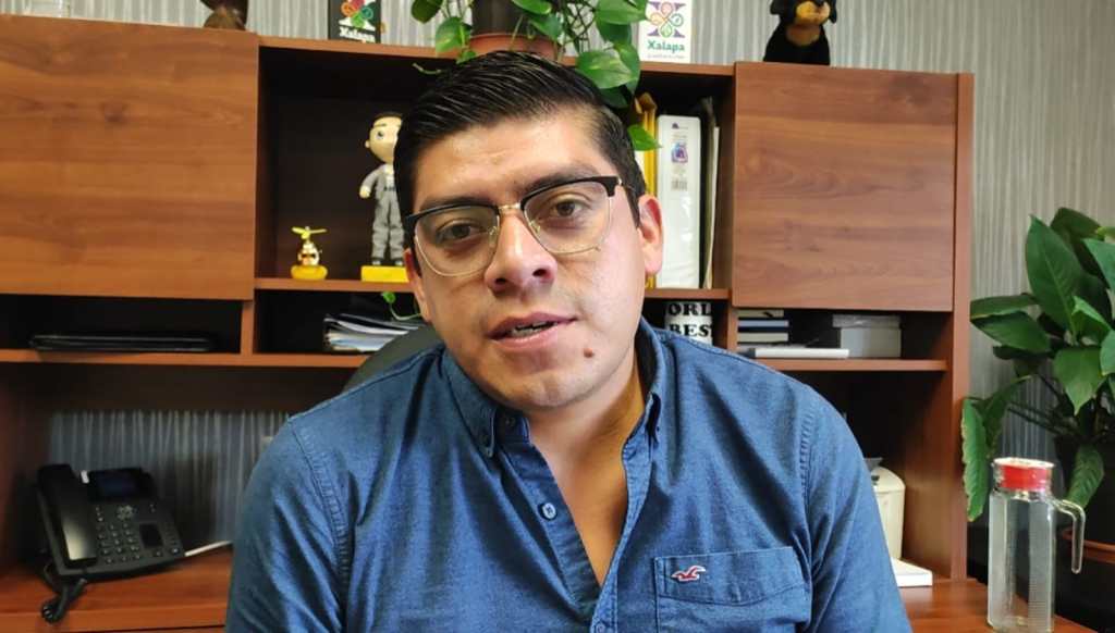 Implementan acciones para erradicar mosco del dengue en panteones de&nbsp;Xalapa