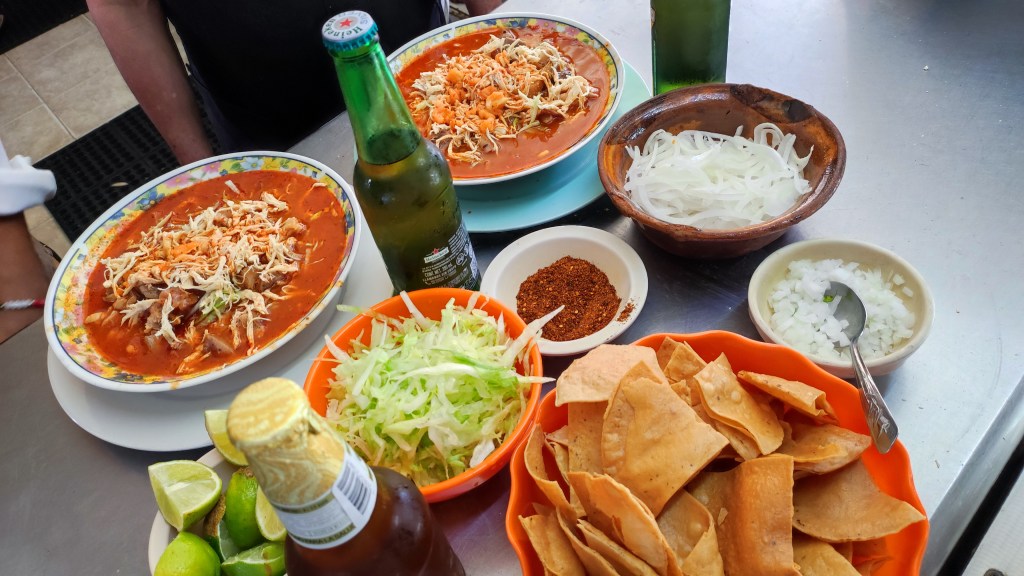 Xalapeños celebran las fiestas patrias con un rico plato de&nbsp;pozole
