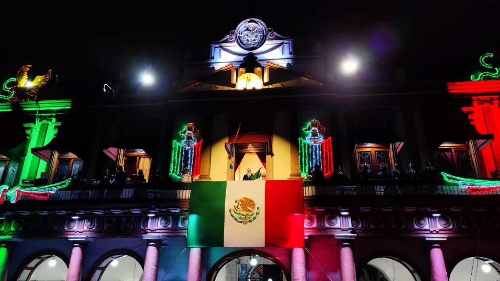 ¡Viva México! Así se conmemoró el Grito de Independencia en&nbsp;Xalapa