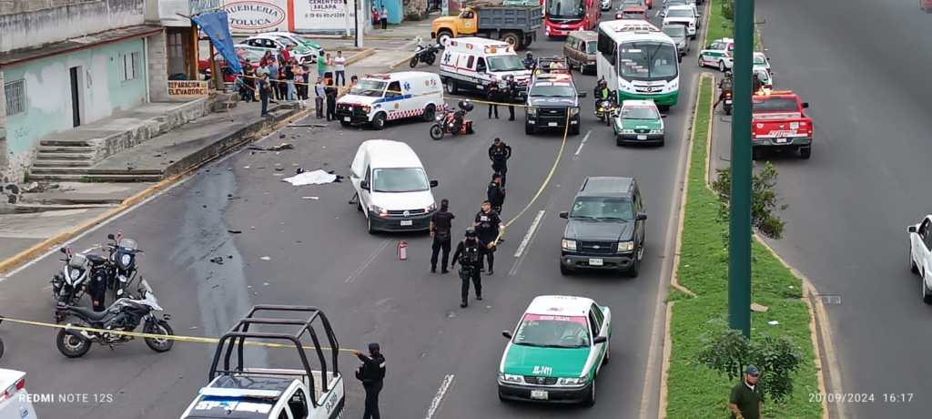 Fuerte accidente deja un muerto en el bulevar Xalapa-Banderilla